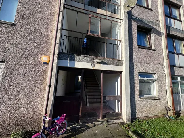 Greenlaw Avenue, Wishaw, ML2, photo 1
