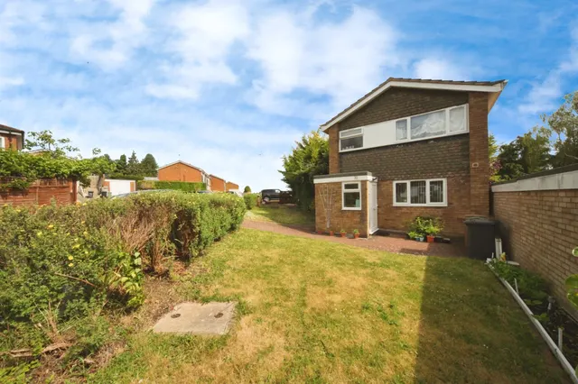 Buchanan Drive, Luton, photo 1