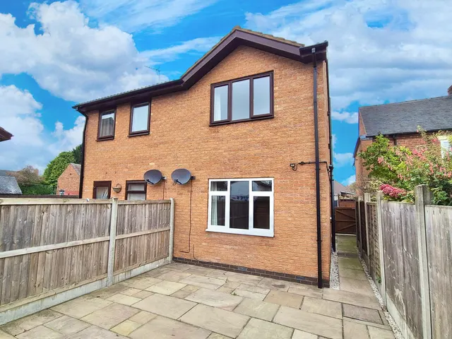 Shrewsbury Road, Market Drayton, photo 1