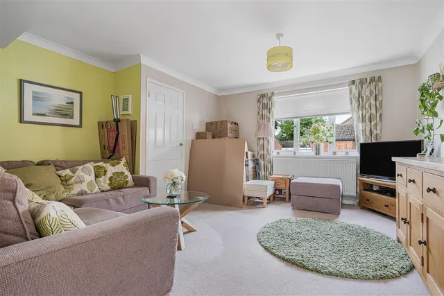 Ross Close, Saffron Walden, CB11, photo 3