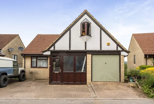 Photo 3 — St. Marys Rise, Somerset, Writhlington, BA3 3PD