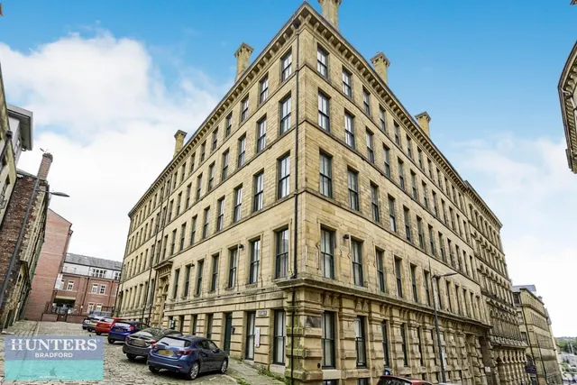 Albion House, 4 Hick Street Bradford, BD1 5AW, photo 1