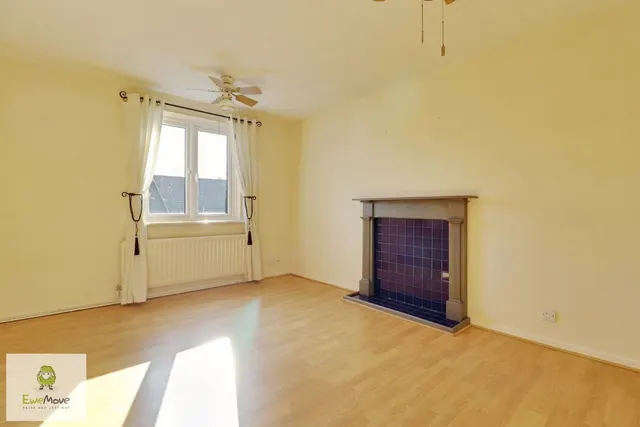 Eskrett Street, Hednesford, WS12, photo 3