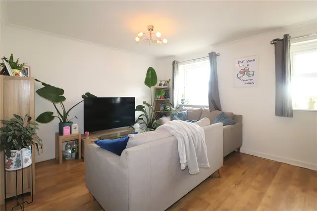 Prospect Place, Woking, GU22, photo 3