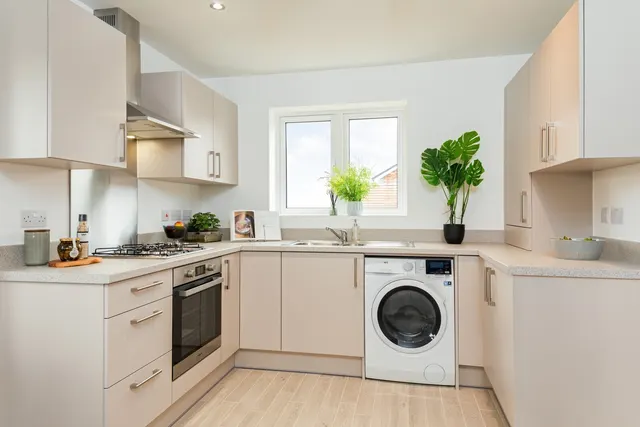 Brockhills Lane, New Milton, BH25, photo 3