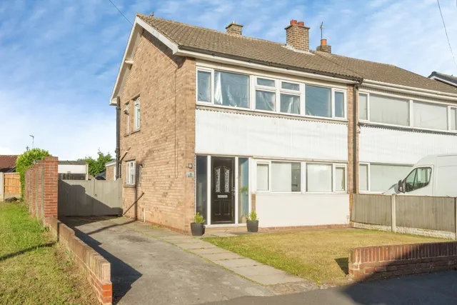 Derwent Drive, DONCASTER, South Yorkshire, DN3, photo 1