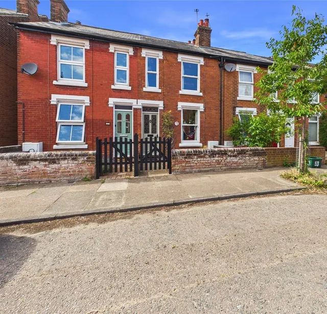 Wickham Road, Colchester, CO3, photo 1