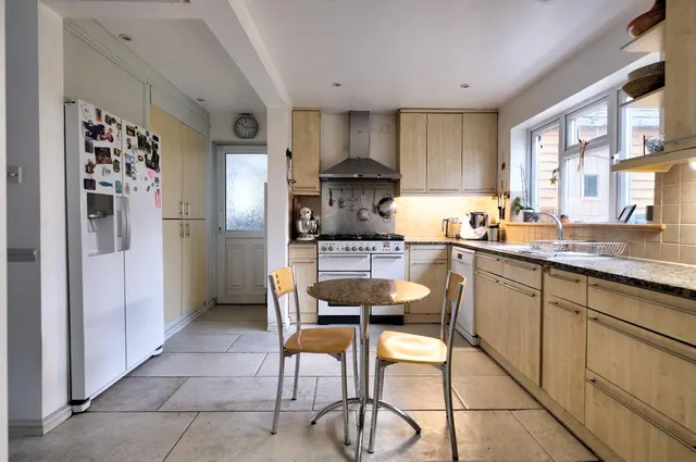 Ticknell Piece Road, Charlbury, OX7, photo 3