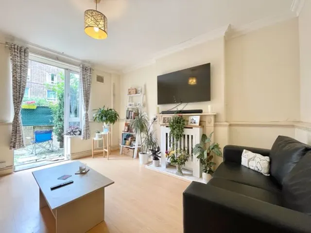 Brandon Street, London SE17 1EE, photo 1