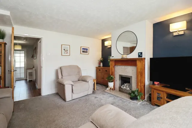 Photo 2 — Woodside Road, Kingswood, Bristol, BS15