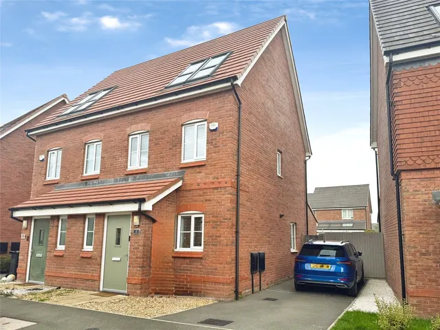 Kenneth Cross Way, Sealand, CH5, photo 1