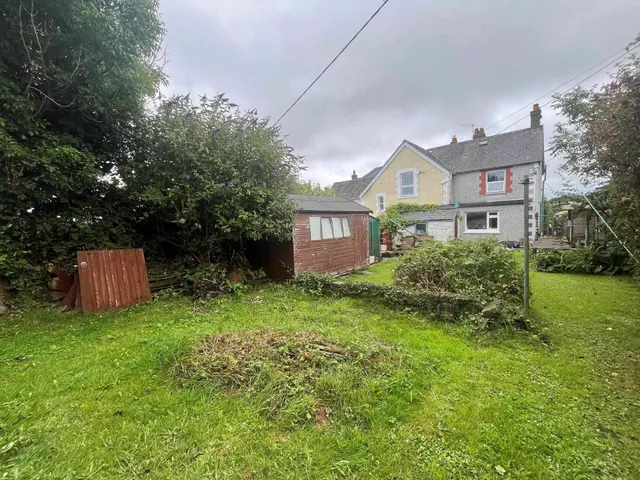 Amlwch Road, Benllech, photo 2