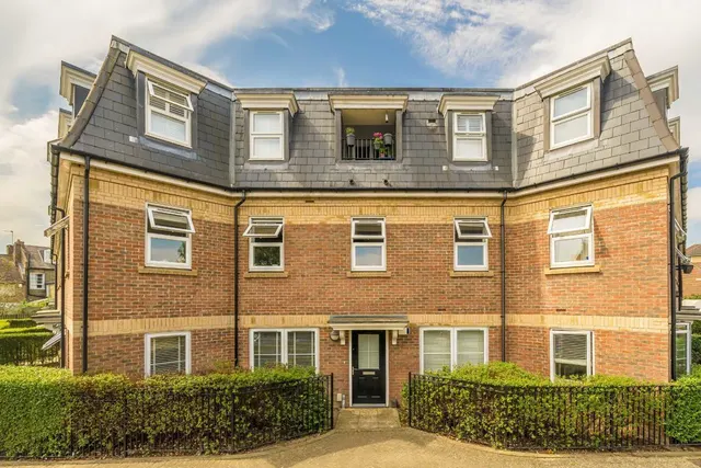 Florence Way, SW12, photo 1