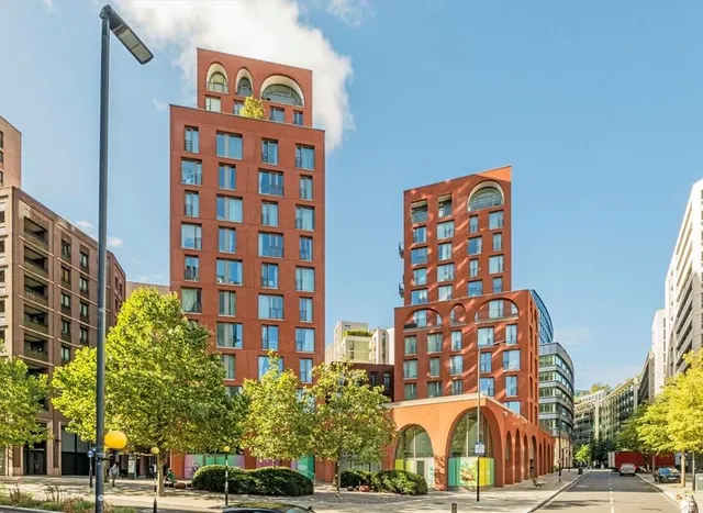 Lewis Cubitt Walk, King's Cross, N1C, photo 1