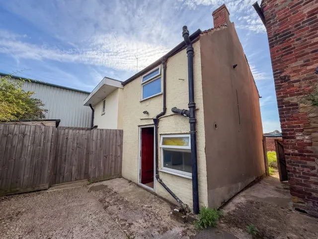 Eastgate, Worksop, S80, photo 2