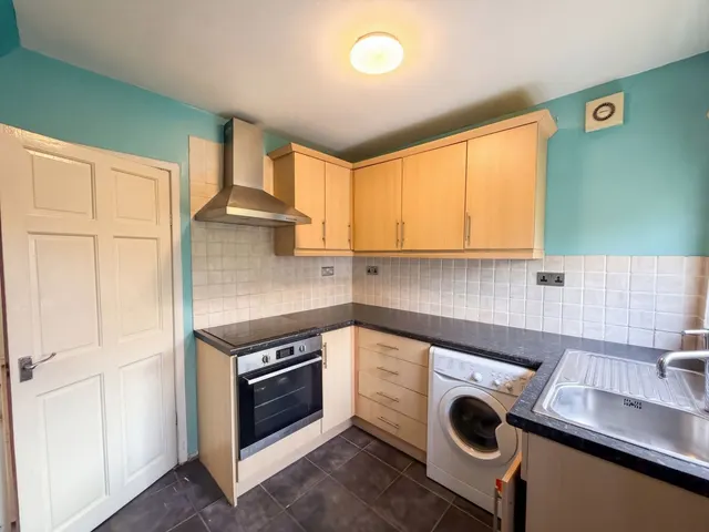 Eastgate, Worksop, S80, photo 3
