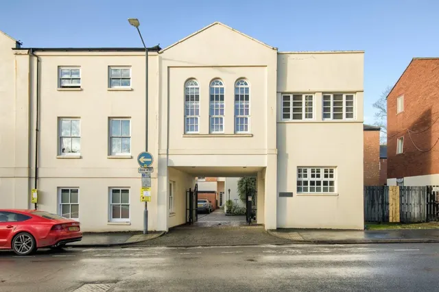Chapel Court, Leamington Spa, photo 1