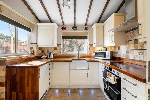 East Road, Navenby, LN5, photo 2