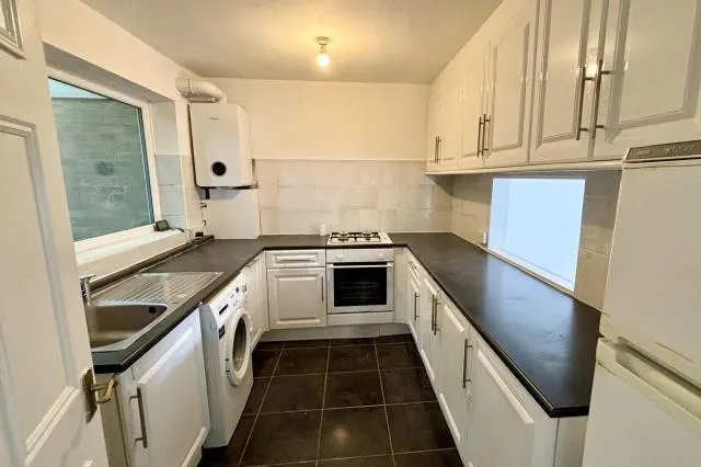 Cedar Court, High Wycombe, HP13, photo 2