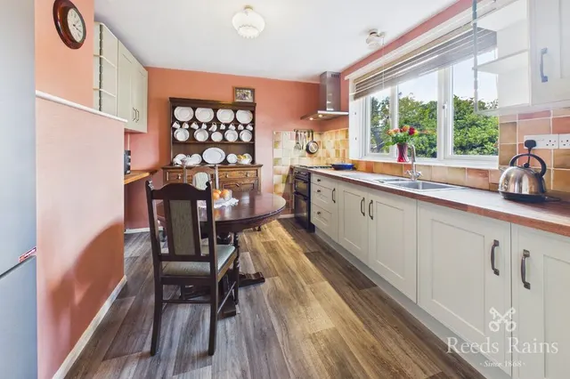 Lumley Avenue, Castleford, WF10, photo 3