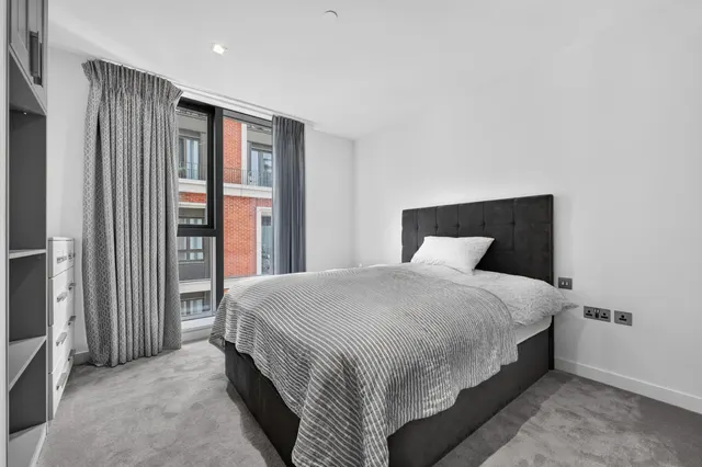 Newcastle Place, London, W2, photo 3