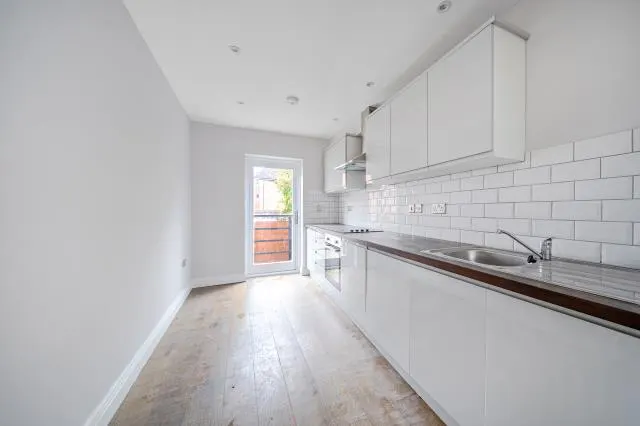 Bartholomew Street, Newbury, RG14, photo 2