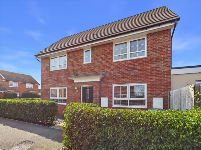 Walton Hall Drive, Felixstowe, IP11, photo 1