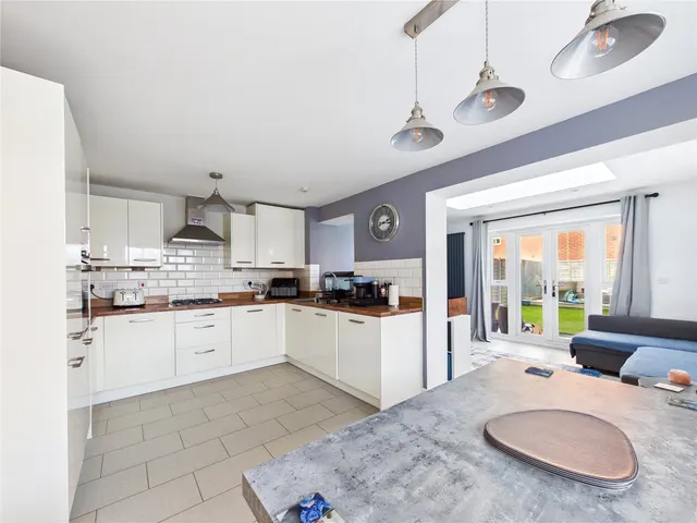 Walton Hall Drive, Felixstowe, IP11, photo 2