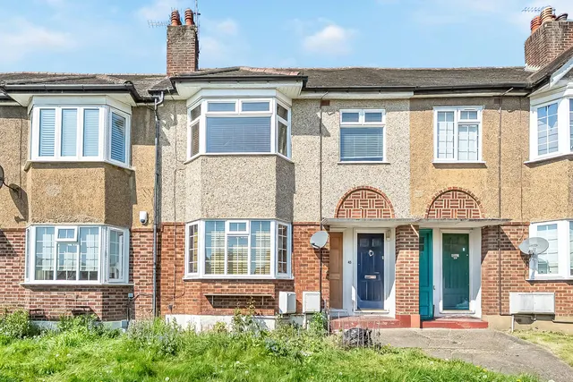 Eaton Road, Enfield, EN1 1NJ, photo 1