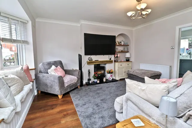 Sandon Road, Abbey Green, CV11, photo 2