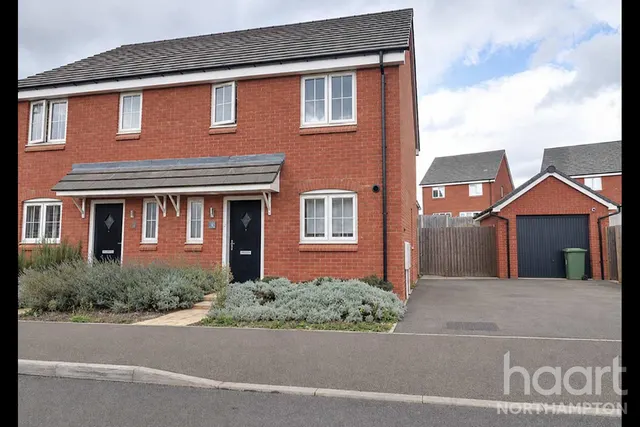 1 bedroom house, Haystack Close, NN8