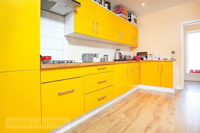 Furness Road, Middleton, M24, photo 3