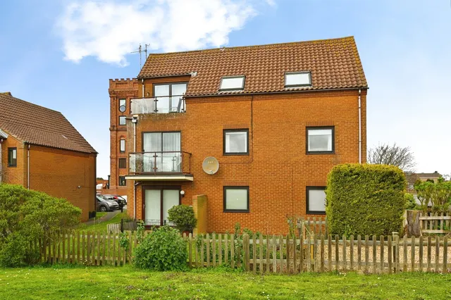Photo 2 — Kings Lynn Road, Hunstanton