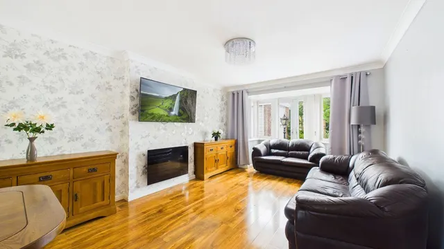 Rosegreave, Goldthorpe, S63, photo 2