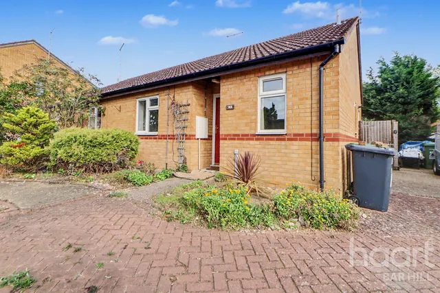 Windsor Gardens, Somersham, PE28, photo 1