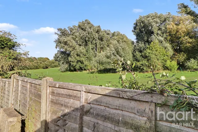 Windsor Gardens, Somersham, PE28, photo 3