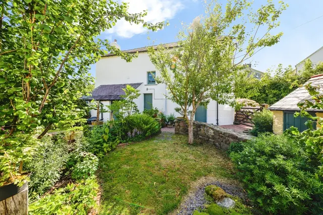 Llanfynydd, Carmarthen, SA32, photo 2