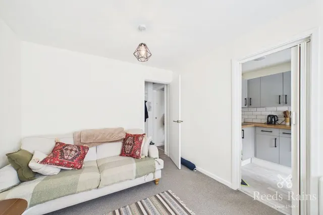Glen Road, Sheffield, S7, photo 2