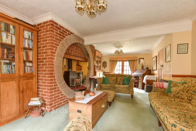 Babs Oak Hill, Sturry, CT2, photo 2