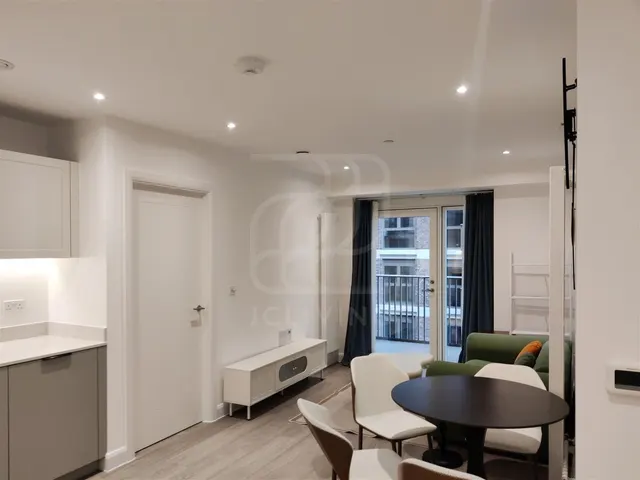 Eden Place, London, E16, photo 2