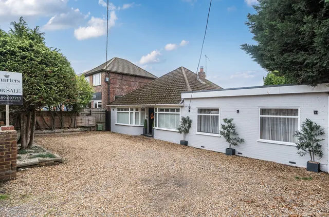 Fair Oak Road, Bishopstoke, SO50, photo 1