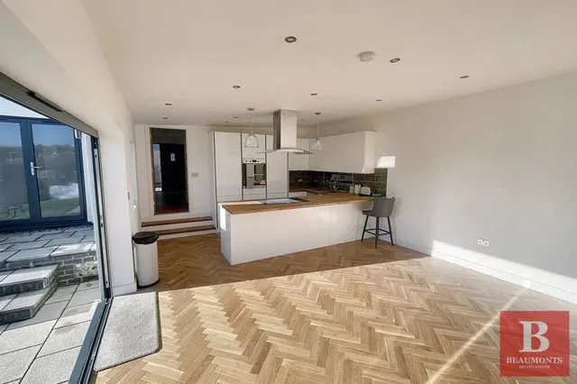 Photo 2 — Mile Oak Road Portslade, Brighton BN41 2PL
