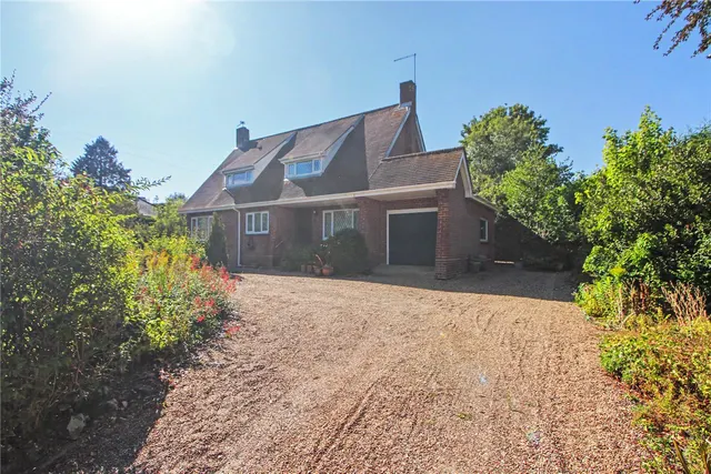 Main Road, Swardeston, Norwich, Norfolk, NR14, photo 1