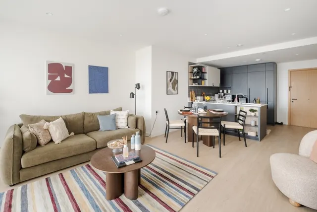 Heart Of Hale Tottenham Hale, N17, photo 1
