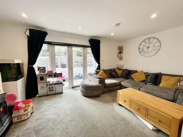 Fullwood Avenue, Newhaven, photo 2