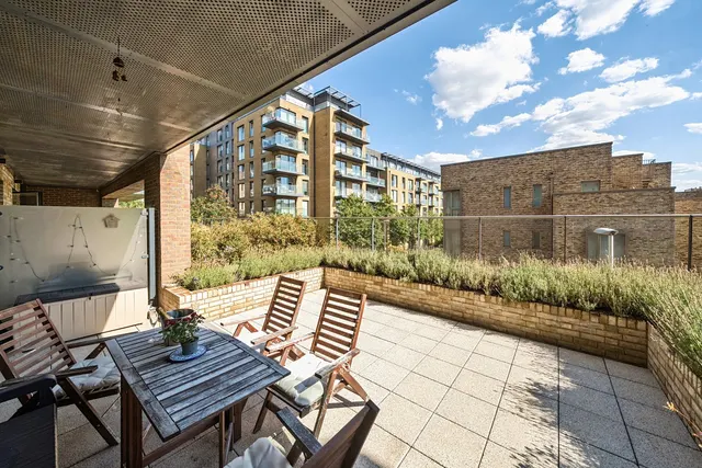 Handley Drive, SE3, photo 1