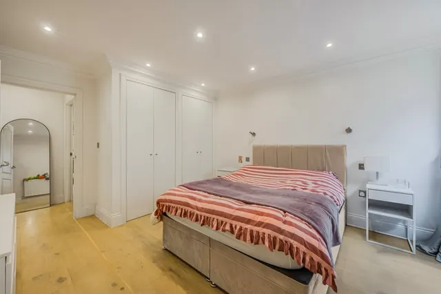 Lough Road, Islington, N7, photo 3