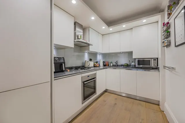 Lough Road, Islington, N7, photo 2