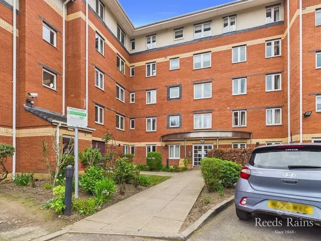 Photo 2 — Constantine Court, Middlesbrough, North Yorkshire, TS1