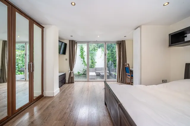 Photo 3 — Malvern Mews London NW6